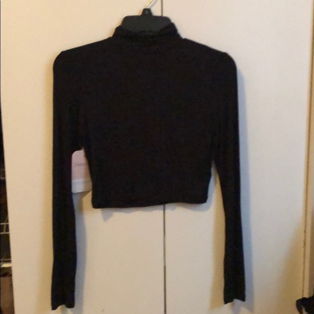 Small Black Crop Top